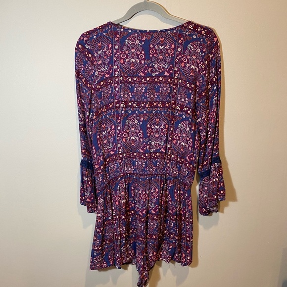 American Eagle Purple Floral Romper - Picture 2 of 3